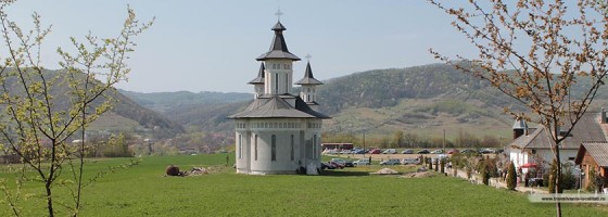 Rus-Manastirea Sfanta Maria 2015 - Foto1